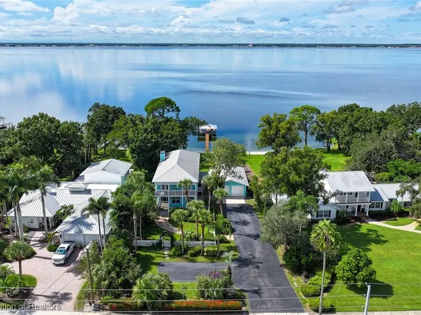 2571 Lakeview Dr, Sebring, FL 33870