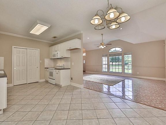 5th image of 14235 Laffite Dr