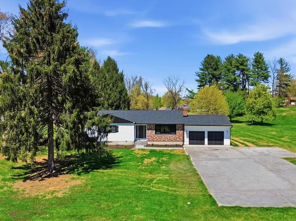 1750 Keel Dr, Sykesville, MD 21784