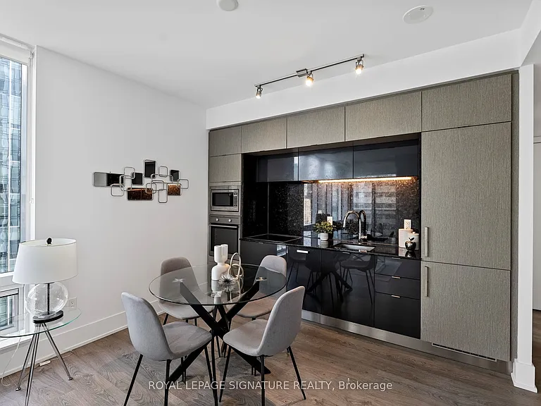 10 York St #3003 — Photo 8