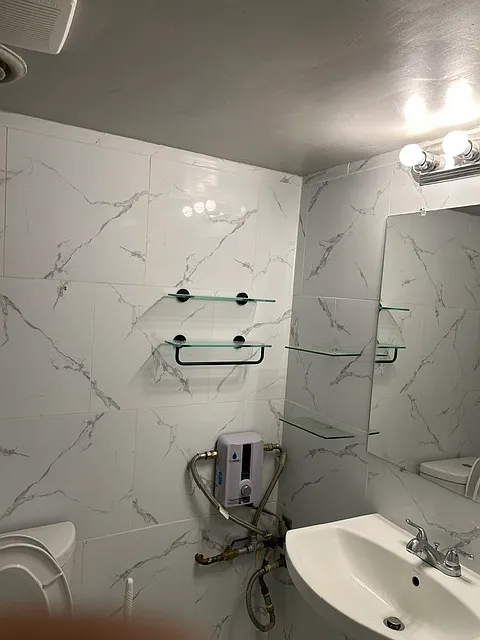Studio, 416 sqft, $900 — Photo 2