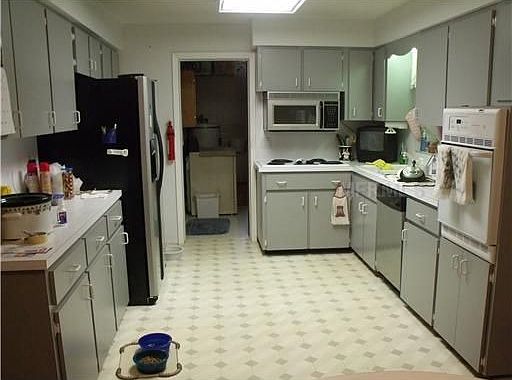 5th image of 35 Lake Dr