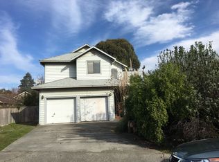 1805 Heartwood Dr, McKinleyville, CA 95519
