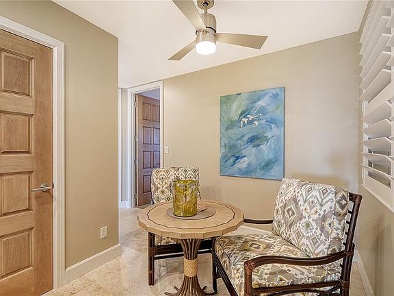 5th image of 2165 GULF OF MEXICO DRIVE #115