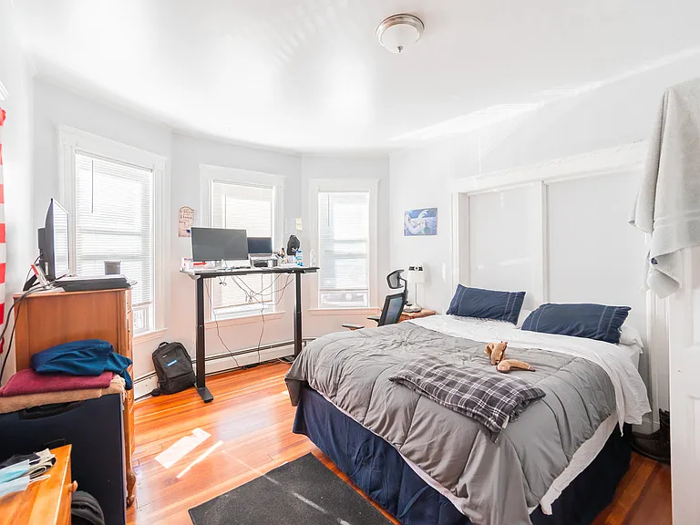 2 Elton St #1 — Photo 4