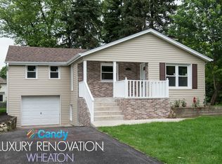 168 Knoll St, Wheaton, IL 60187