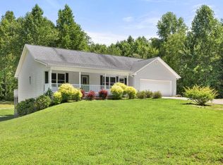 758 Narrow Ln, Dahlonega, GA 30533