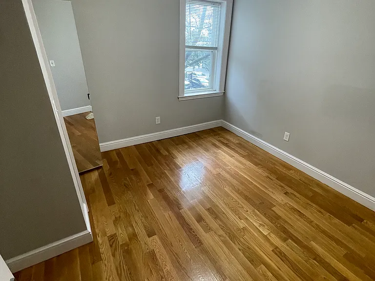 124 Berkshire St — Photo 3