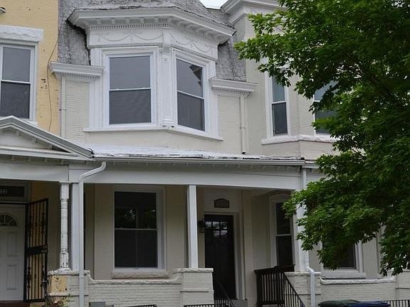 Exterior (Front)