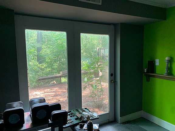 3rd image of 506 Lancelot Dr