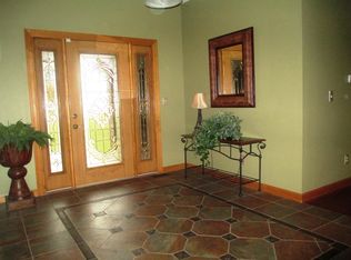 1913 Grand Point Ct, Jefferson City, MO 65109