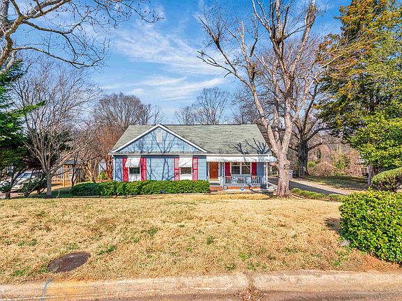 2nd image of 122 Raintree Dr