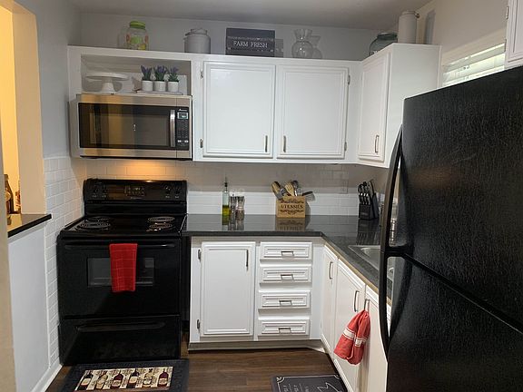 3rd image of 709 Lori Dr APT 308