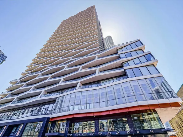 85 Wood St, Toronto, ON