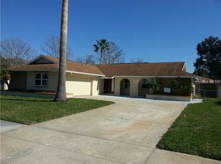 11122 Water Oak Dr, Port Richey, FL 34668