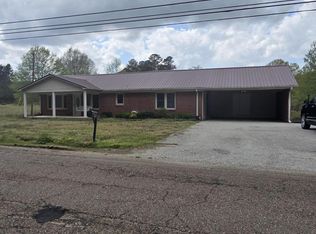 1719 Riverside Dr, Jackson, TN 38301