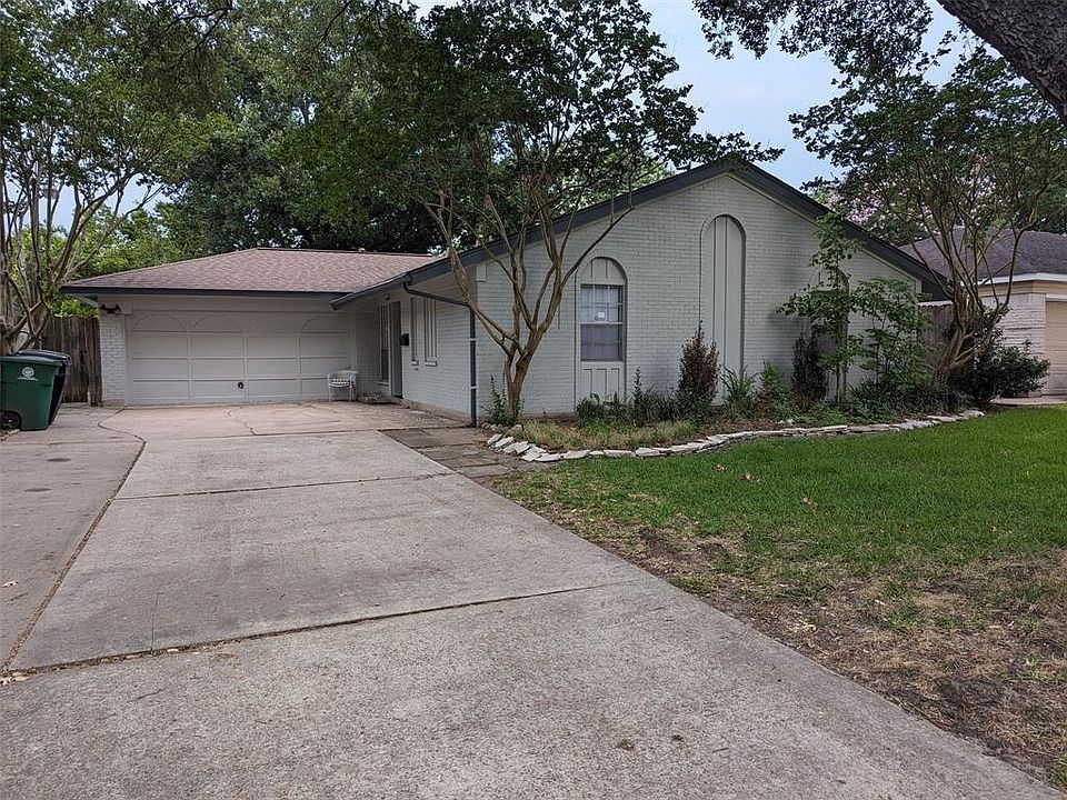 12211 Chimney Rock Rd, Houston, TX 77035 | MLS #21908452 | Zillow