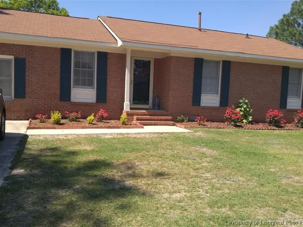 708 Glacier Cir, Fayetteville, NC 28311
