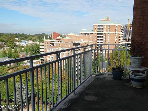 3rd image of 7500 Woodmont Ave #S1218