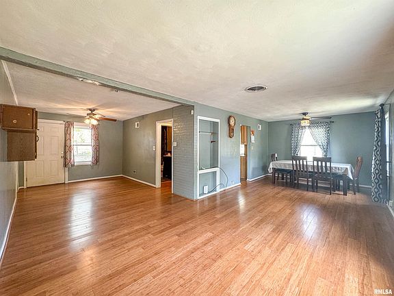 4th image of 1029 S Tonti Ct