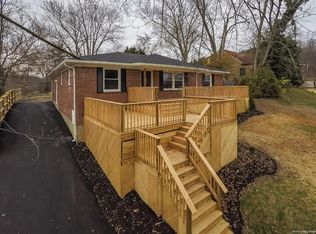 2015 Olive St, New Albany, IN 47150