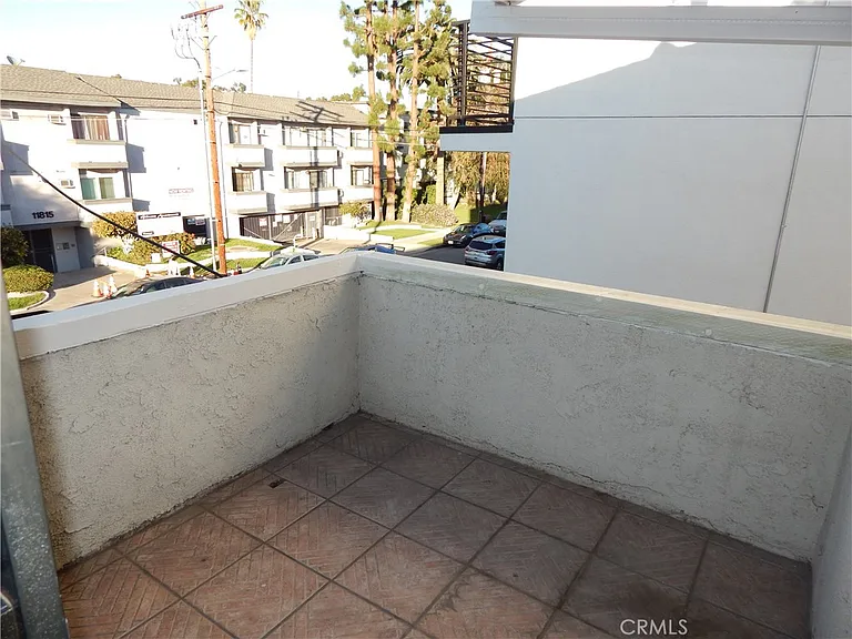 11834 Gilmore St — Photo 18