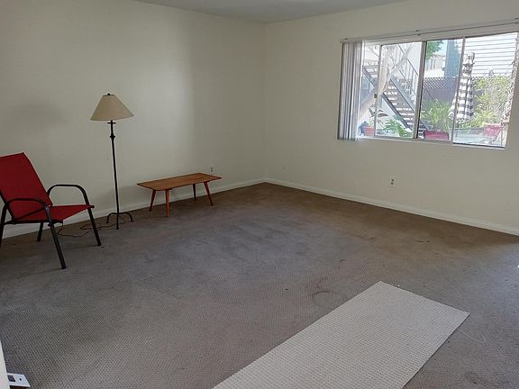 5th image of 5049 Cape May Ave #103