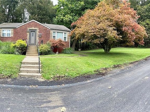 3rd image of 1001 Columbia Ave