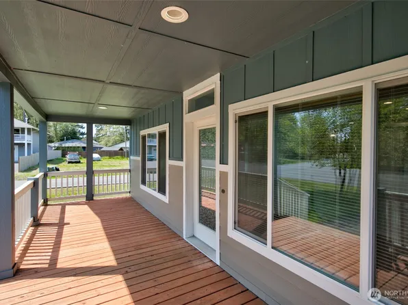 114 Mark Court SE, Ocean Shores, WA 98569