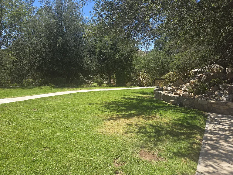 41565 Avenida Conchita — Photo 30