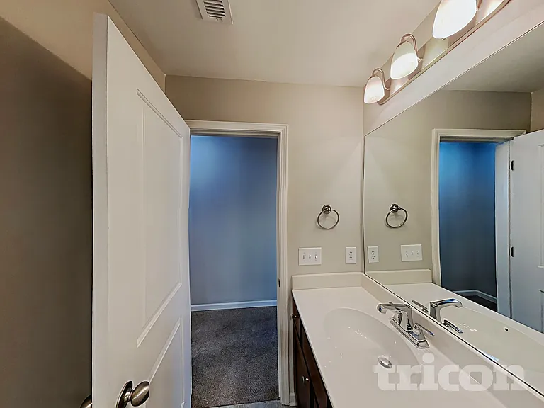 209 Ashmere Ct — Photo 27