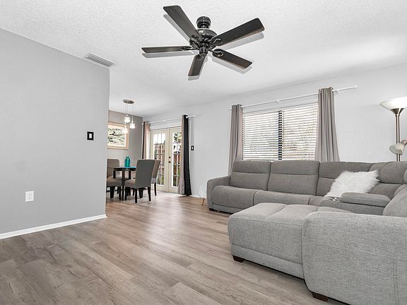 5th image of 1518 Minutemen Cswy APT 16