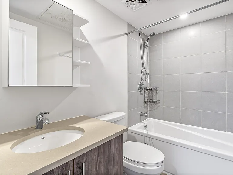 296 Somerset St E — Photo 13