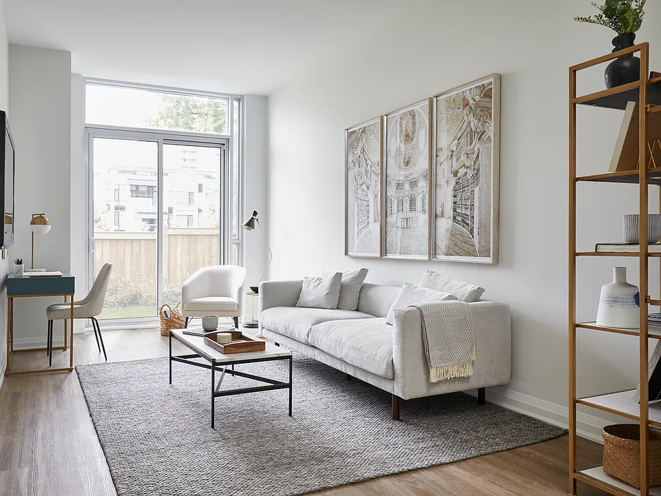 55 Warrender Ave #1BD
