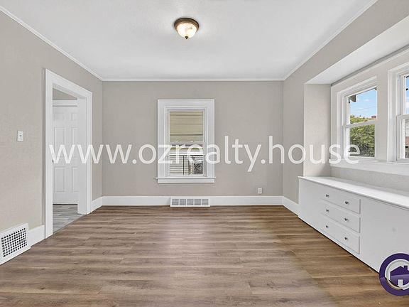 5th image of 3725 Hoiles Ave