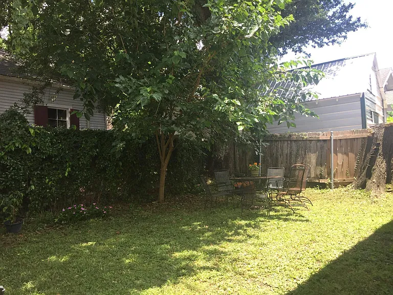 4317 Fontainebleau Dr — Photo 19