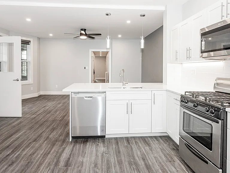 883 Grosvenor Ave #6 — Photo 26