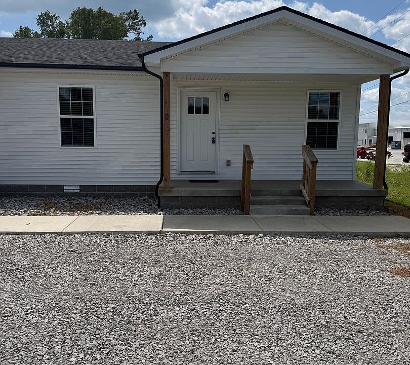 1st image of 102 Deacon Ln #D
