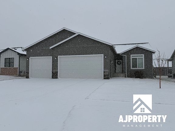 2nd image of 5304 S Spirea Ave