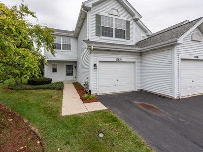17876 W Braewick Rd, Gurnee, IL, 60031