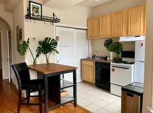 1305 Kenyon St NW APT 3, Washington, DC 20010