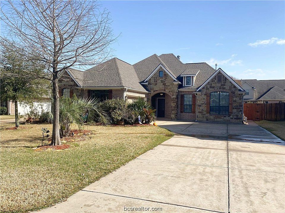 1st image of 2478 Newark Cir