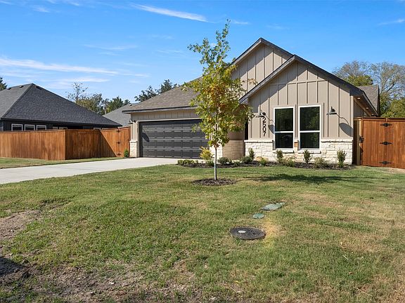 4th image of 2507 Picadilly Blvd