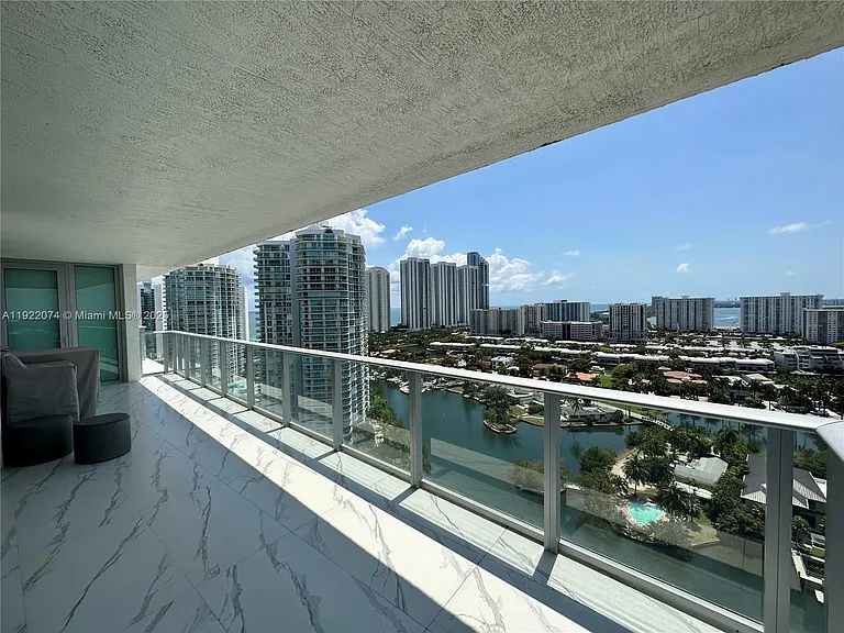 330 Sunny Isles Blvd #5-2002 — Photo 26