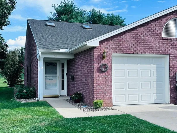 150 Chantilly Ct, Hagerstown, MD 21740