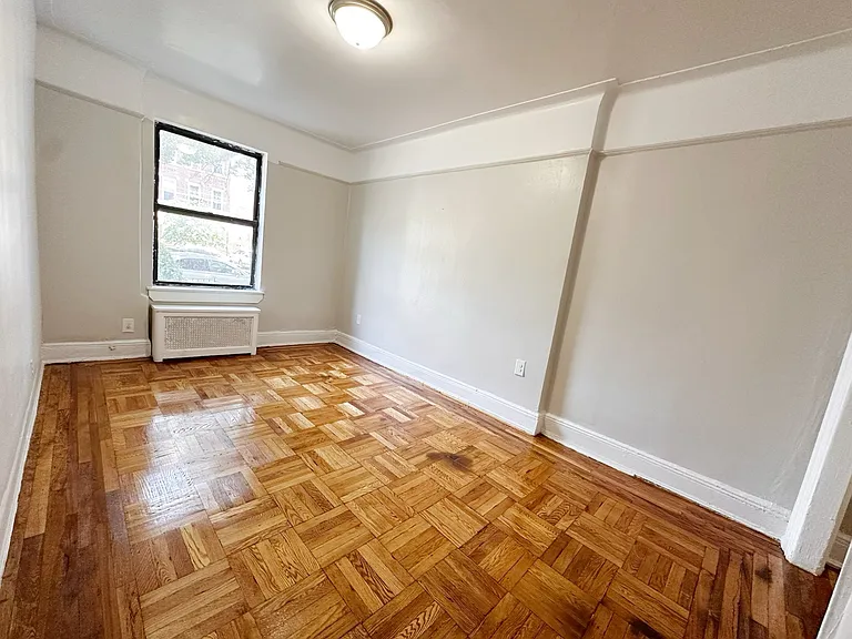 8630 23rd Ave #1F — Photo 6