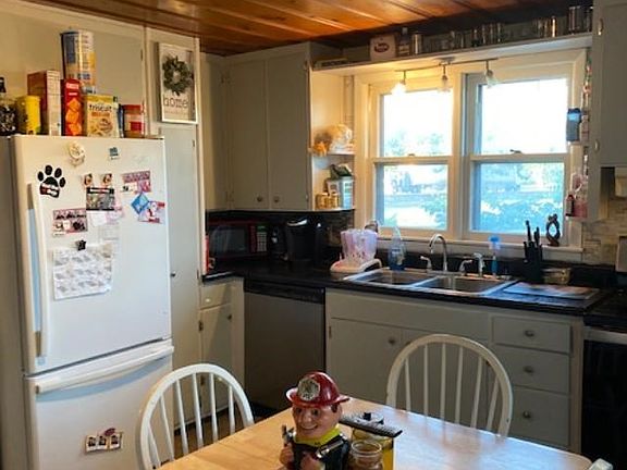 3rd image of 505-509 W Gardner St