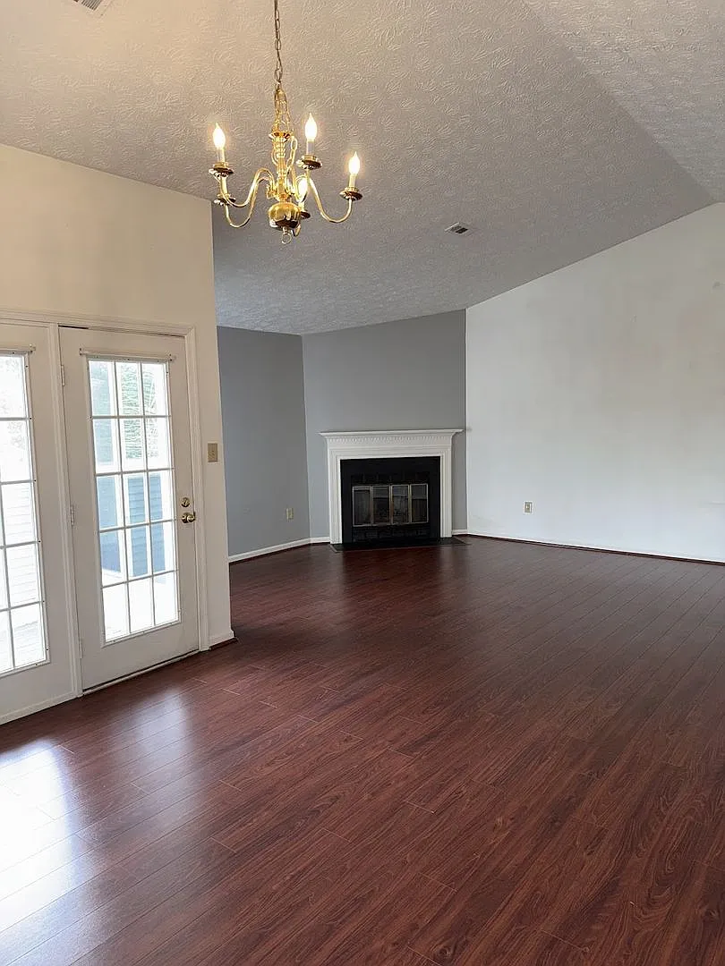 Building Photo - 2153 Wainwright Ct #2B