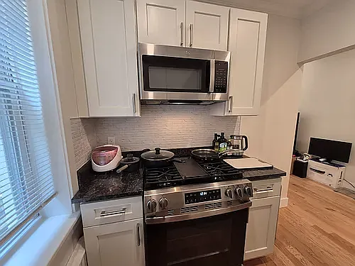 94 Queensberry St. — Photo 21