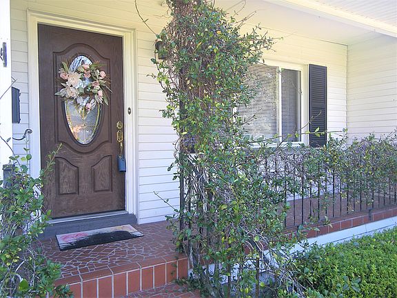 2nd image of 3825 Barmer Dr